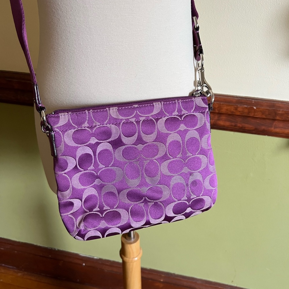 Coach Crossbody - Picture 2 of 4